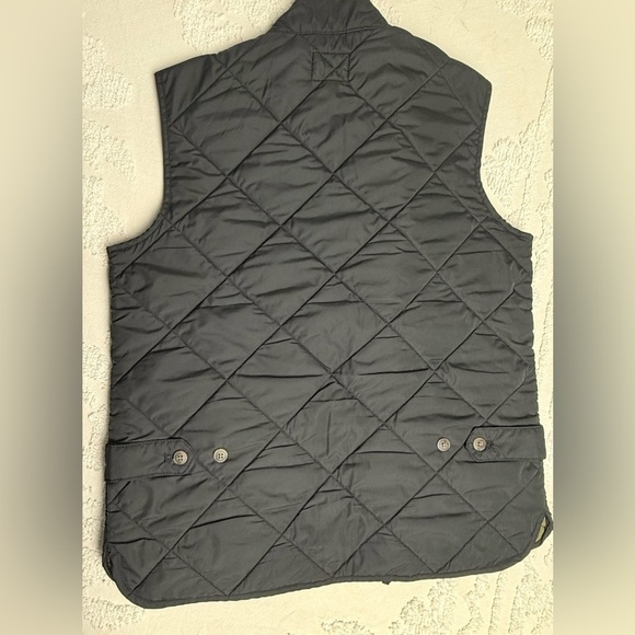 J.Crew Men's Black Quilted Vest - Picture 7 of 8